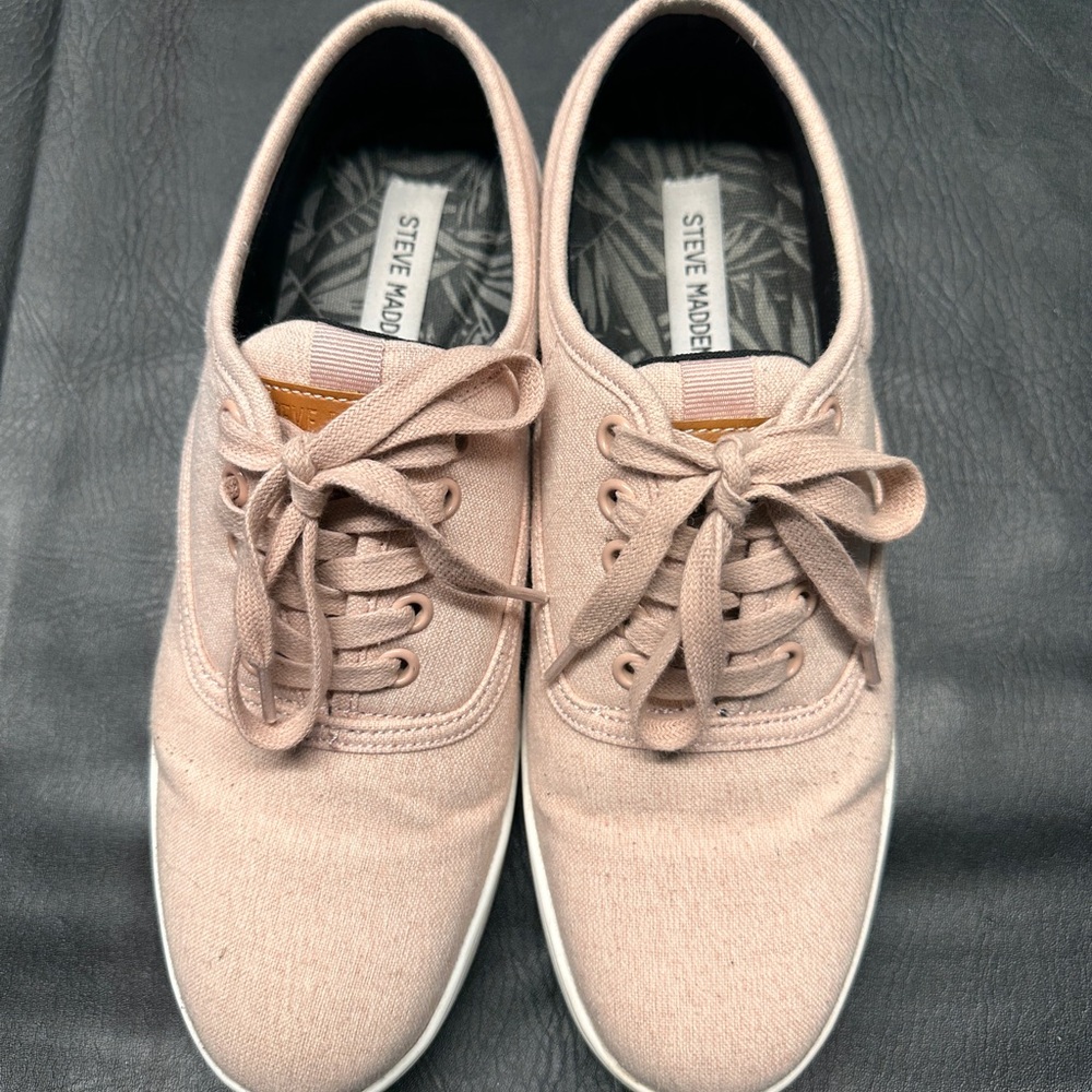 Steve Madden Men’s Blush Canvas Fashion Sneakers